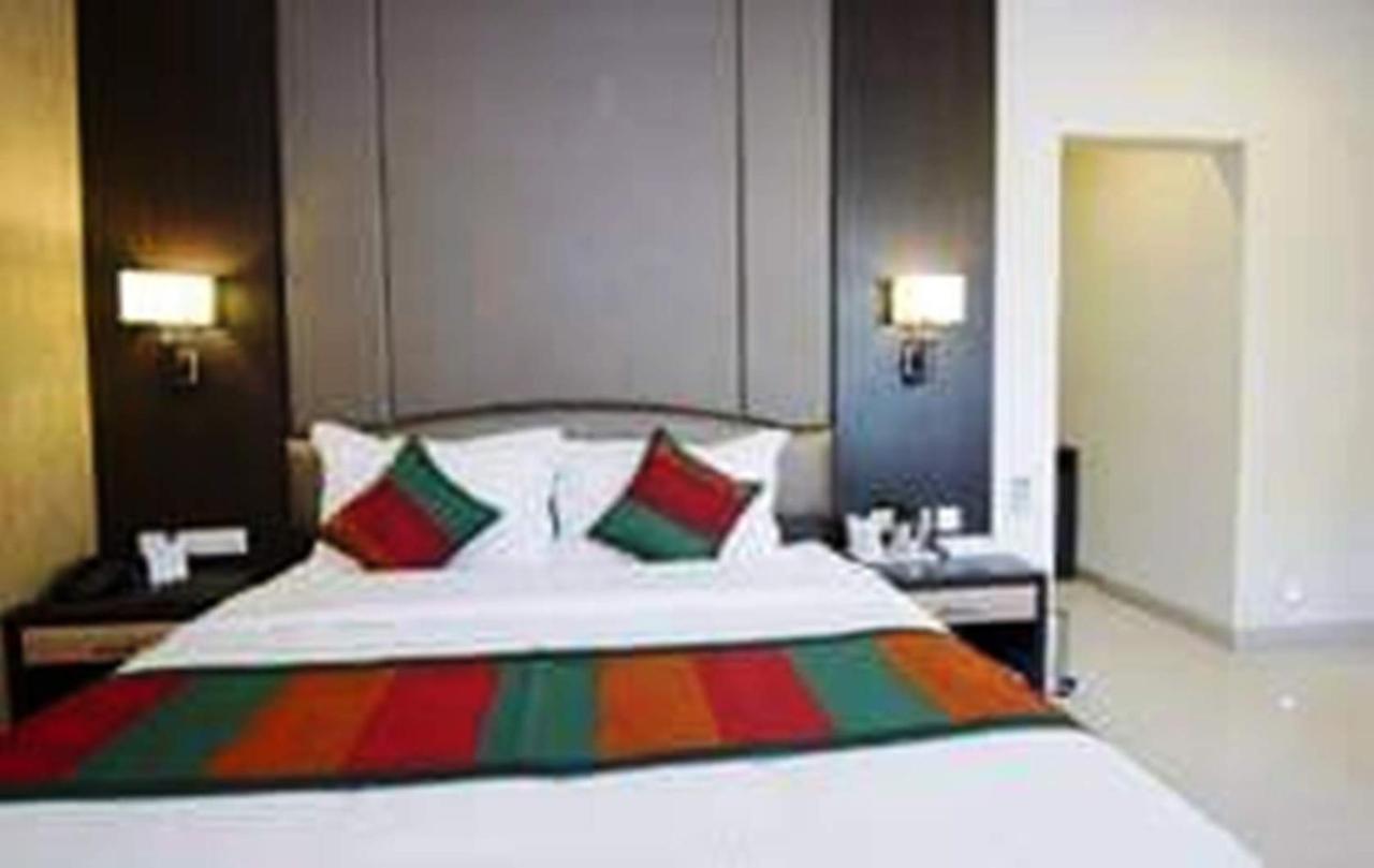 Hotel Siddharth Palace Jaipur Eksteriør billede